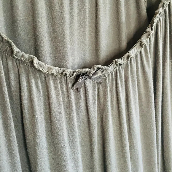 Cynthia Rowley Women's Medium Top - Gray Princess Peasant Short Flutter Sleeve - Picture 2 of 5